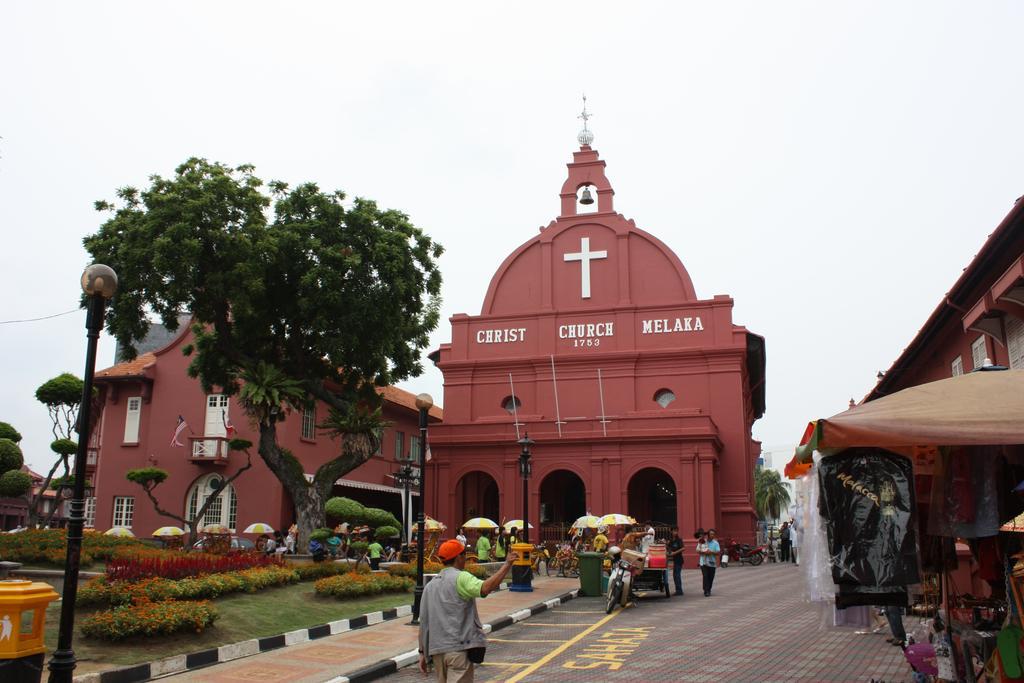 Hallmark Express Hotel Malacca Exteriör bild